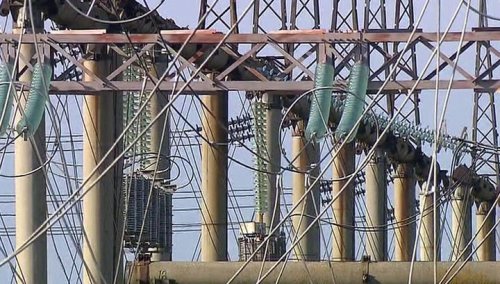 Подать электроэнергию в Крым могут до 15 декабря