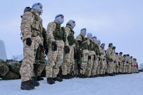 Россия практически завершила обустройство шести военных баз в Арктике