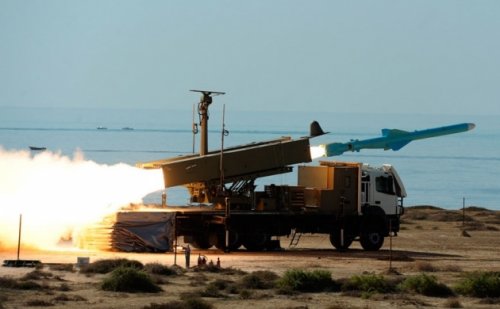 Иран провёл тестовый запуск баллистической ракеты средней дальности