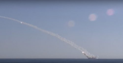 Шойгу рассказал о нанесении ударов по ИГИЛ в Сирии с подводной лодки