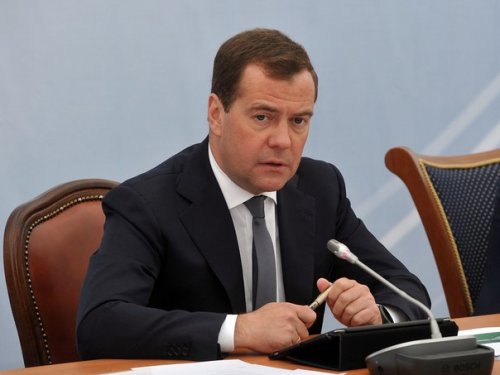 Медведев назвал власти Украины жуликами в связи с невыплатой долга