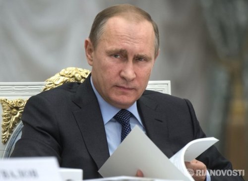 Путин: надо прекратить контракты на поставку энергии в Крым с Украины
