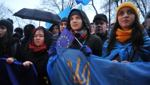 Аврамопулюс: Отмена виз для Украины не коснется едущих на заработки