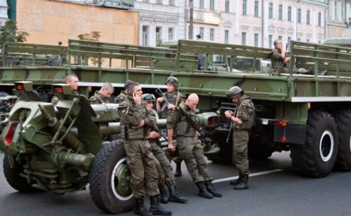 По пути в НАТО Киев вынужден вооружать свою армию стреляющим антиквариатом