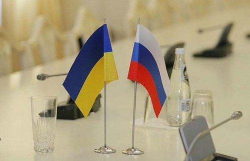Киев угрожает ответить Москве на закрытие ЗСТ