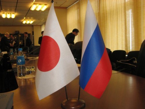 Посол РФ в Японии: РФ готова к смягчению и даже отмене визового режима с Японией