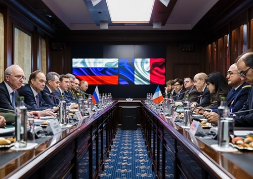 Военные ведомства России и Франции обсудили сотрудничество по борьбе с терроризмом