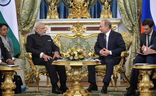Путин: Россия будет поставлять в Индию нефть в течение 10 лет 