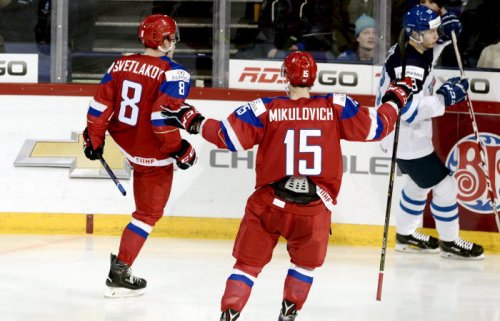 Россия со счетом 6:4 победила Финляндию на молодежном ЧМ по хоккею