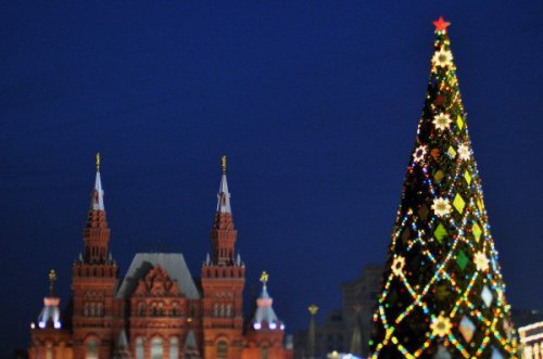 Новый год: история любимого праздника от Руси до России