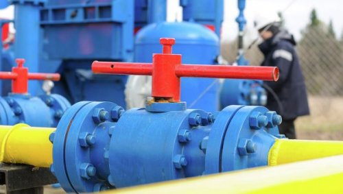 Газ из России начал поступать в украинский Геническ