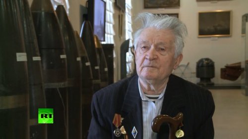 Участник обороны Ленинграда в интервью RT: В 95 лет я не намерен прекращать борьбу с нацизмом