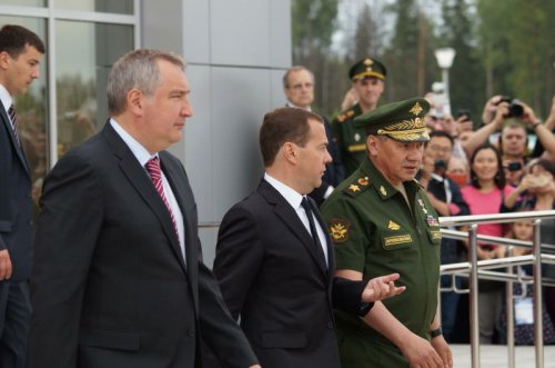 Рогозин: наличие у Сербии сильного союзника «успокоит любого агрессора»