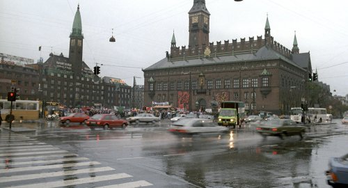 Власти Дании согласовали план об изъятии у беженцев ценных вещей