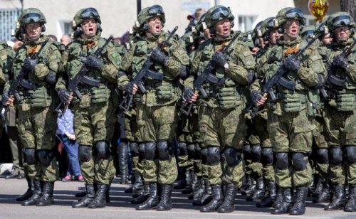 «Солдаты будущего»: российский «Ратник» против «Терминатора»