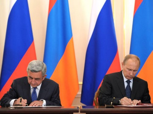 Армения просит РФ снизить тарифы на природный газ