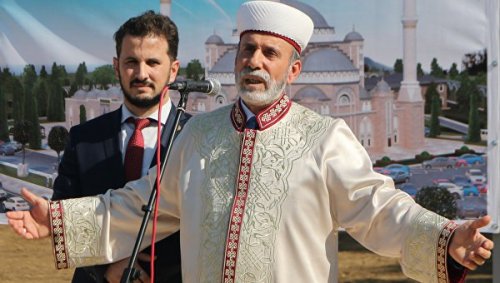 Мусульмане Крыма поддержали муфтия Аблаева как духовного лидера
