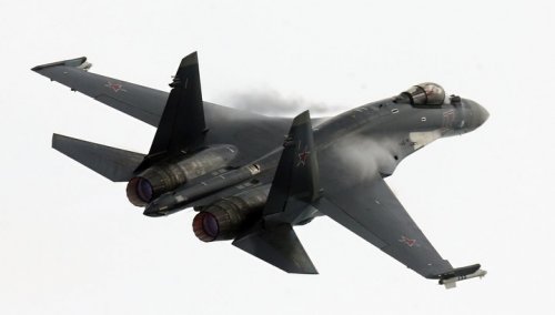 Красота и мощь: истребители Су-35 начали охрану мирного неба на Дальнем Востоке