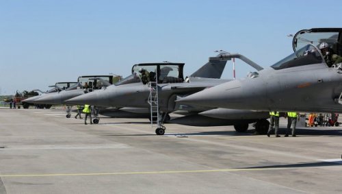Индия подписала с Францией договор о покупке истребителей Rafale