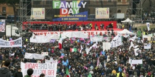В Риме прошла массовая манифестация в поддержку традиционной семьи