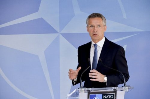 Генсек НАТО призвал Россию публиковать план военных учений в интернете