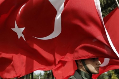Турция, несмотря на перемирие, будет реагировать на "угрозы из Сирии"