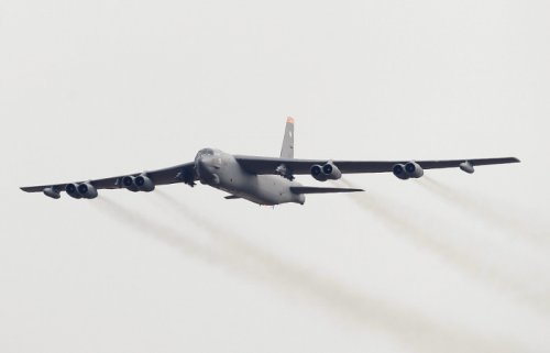 США отправили стратегические бомбардировщики B-52 на борьбу с ИГ