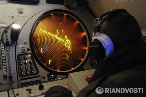 ОПК в 2017 году запустит в серию "умные" радиостанции для армии России