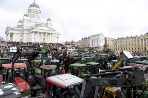 Финские фермеры требуют нормализации отношений с Россией