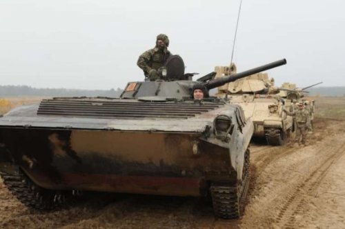 Польша намерена заменить все советские БМП на новые бронемашины