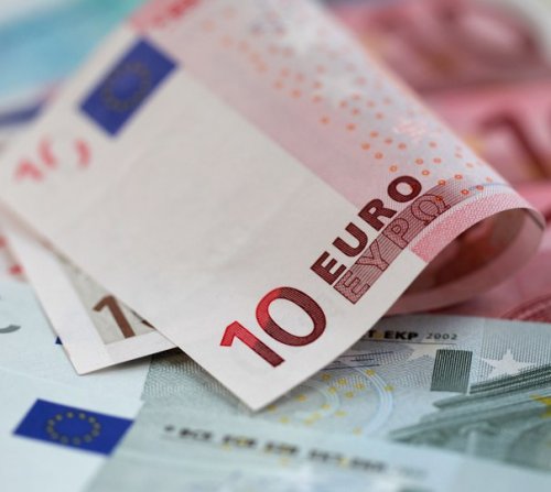 Bloomberg: треть Евросоюза не справится с бюджетным дефицитом