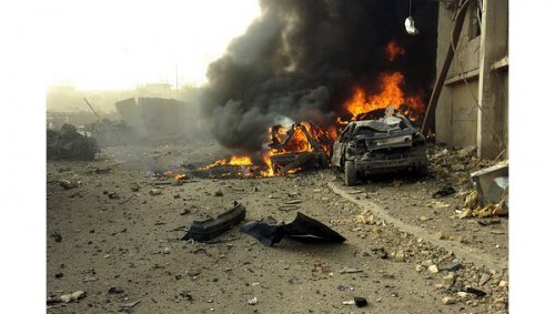 Двадцать пять человек погибли при взрыве к югу от Багдада