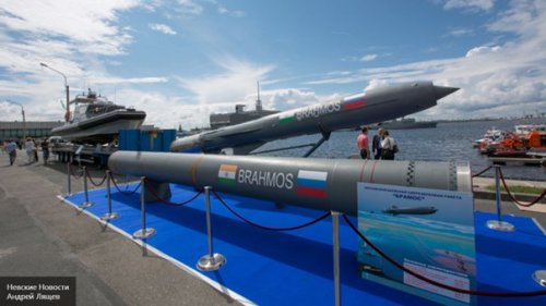 ВМФ всего мира напряглись – Россия и Индия выставляют «Брамос» на продажу