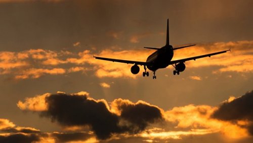 Самолет, захваченный неизвестными, сел в аэропорту Ларнаки на Кипре