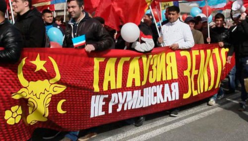 В Гагаузии прошла многотысячная демонстрация в поддержку независимости страны