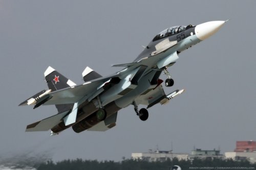 Новейшие самолеты Су-30 СМ заступили на боевое дежурство в Ростовской области