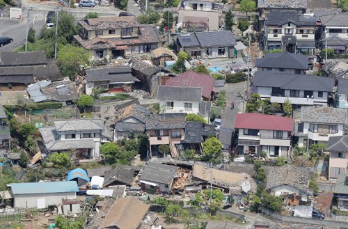 В серии землетрясений на юго-западе Японии пострадали 1600 человек