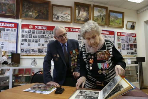 Память ветеранов почтили в школе, где училась Александра Анисимова - прототип радистки Кэт