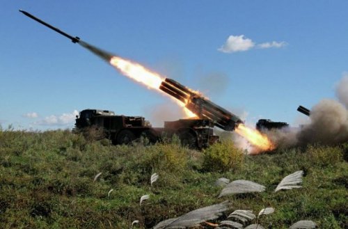 На вооружение ВС России поступают новейшие РСЗО "Торнадо-С" и "Ураган-1М"