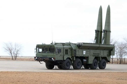 МО РФ: ракета «Искандера» способна поразить цель с ювелирной точностью на расстоянии до 450 км