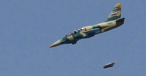 Сирийская авиация наносит удары по боевикам ИГИЛ близ Ракки и у границы с Ираком