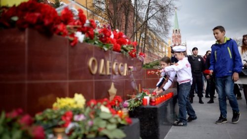 Жертв одесской трагедии вспомнали по всей Европе