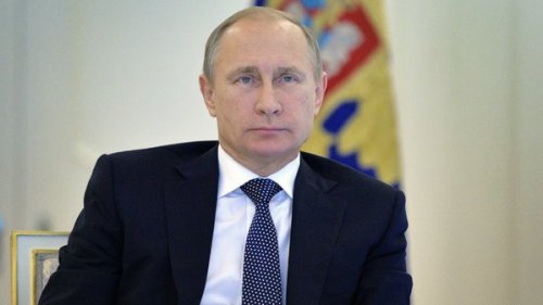 Владимир Путин поручил поддержать производителей продуктов из Крыма