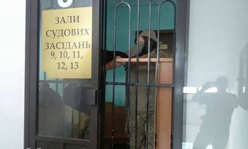 Одесские националисты заблокировали суд и угрожали сжечь заложников