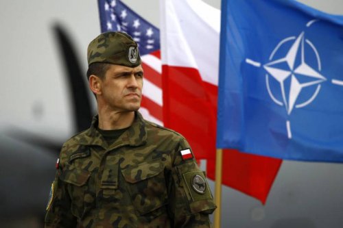 Польша претендует на особое положение в НАТО