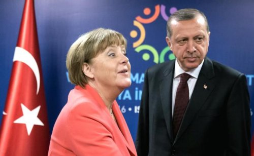 Эрдоган ставит Европу на колени