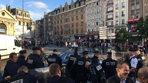 Двадцать задержанных в Марселе болельщиков из России выдворят из Франции