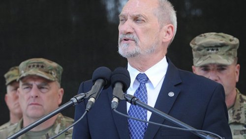 Министр обороны Польши назвал Россию самой большой угрозой миру