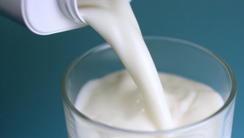 Россельхознадзор предупреждает: в продажу поступило гипсовое и мыльное молоко