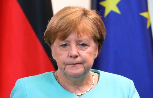 Меркель призвала не торопить процесс выхода Великобритании из ЕС